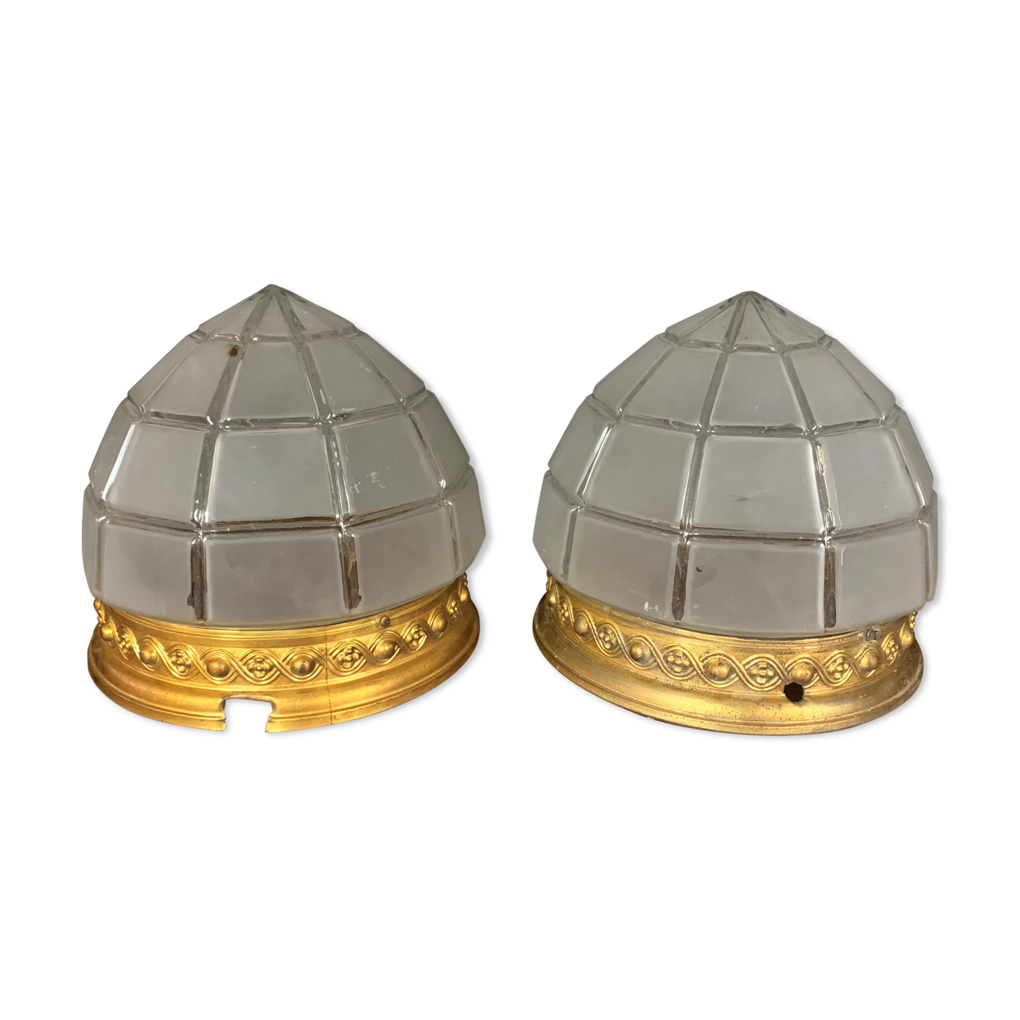 Pair of Art Deco ceiling lamps in bronze and chiseled glass