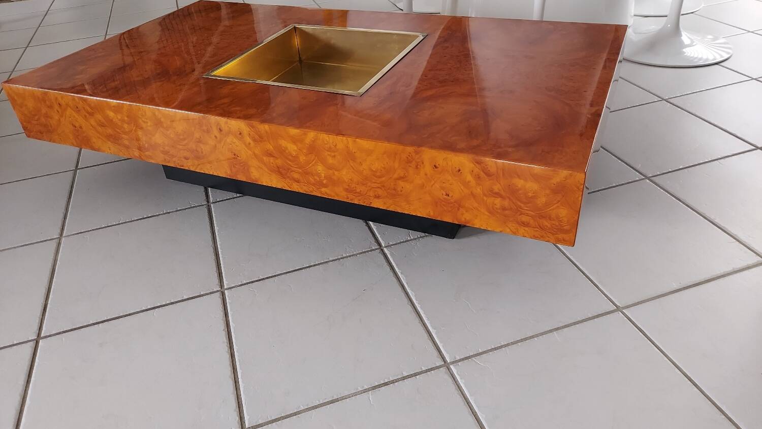 Italian designer coffee table 1970