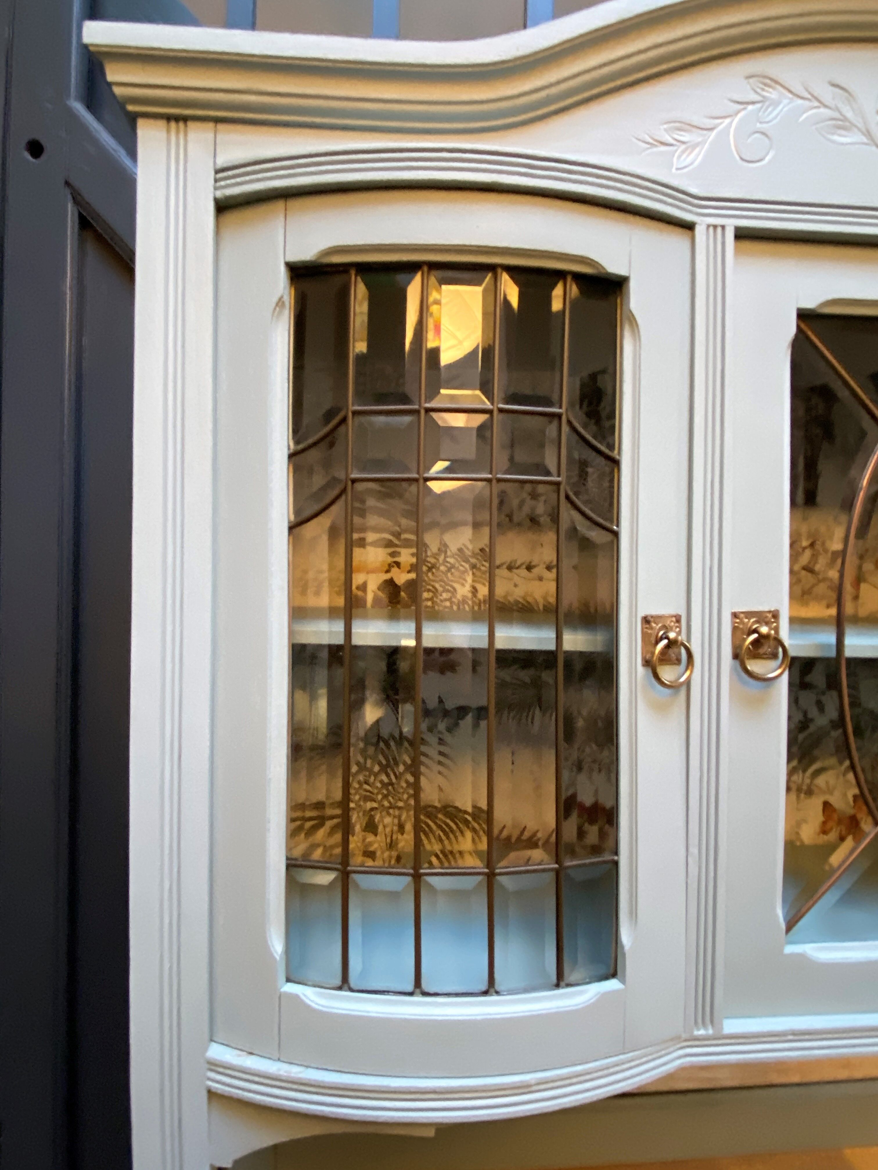 Two-body buffet cupboard