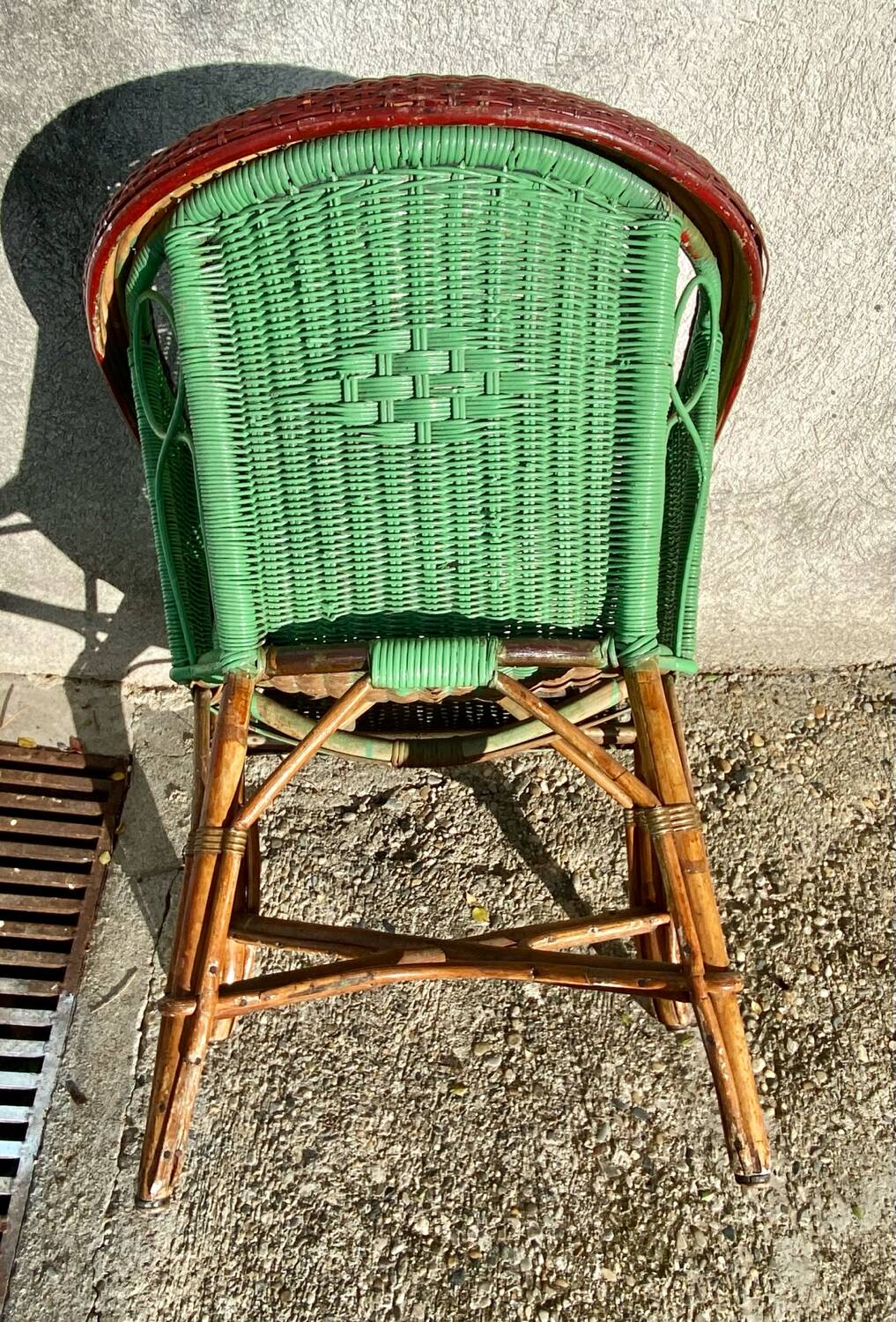 6 wicker chairs