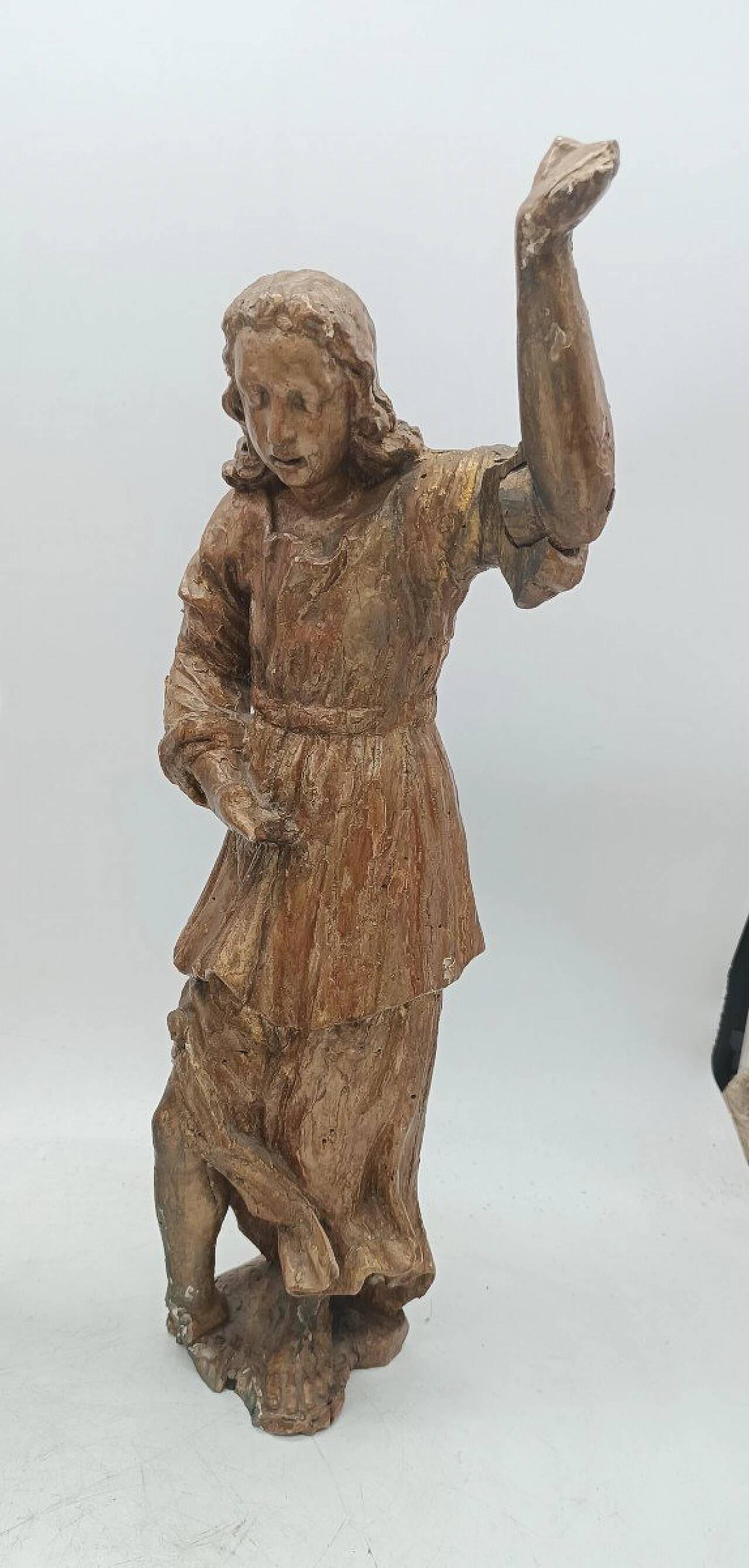 Pair of Tuscan giltwood angel sculptures, late 17th century