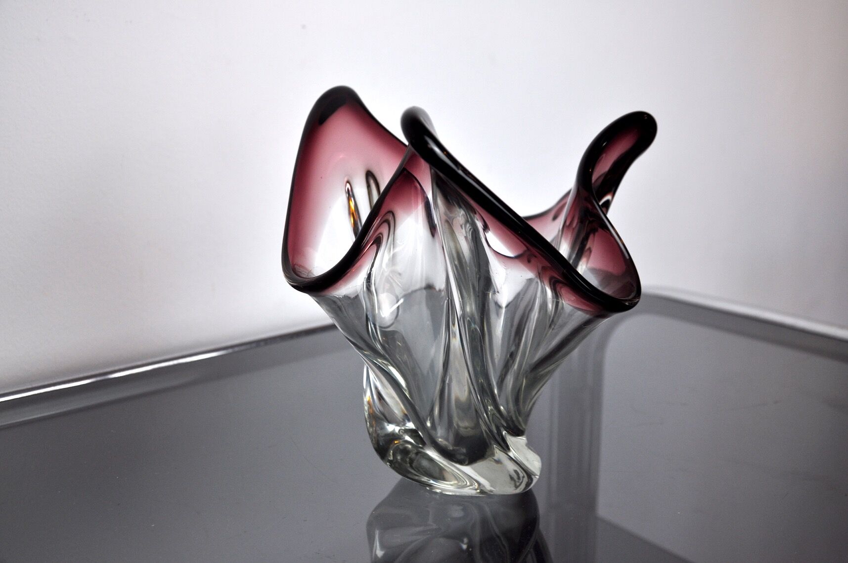 Purple seguso vase in Murano glass, Italy, 1960