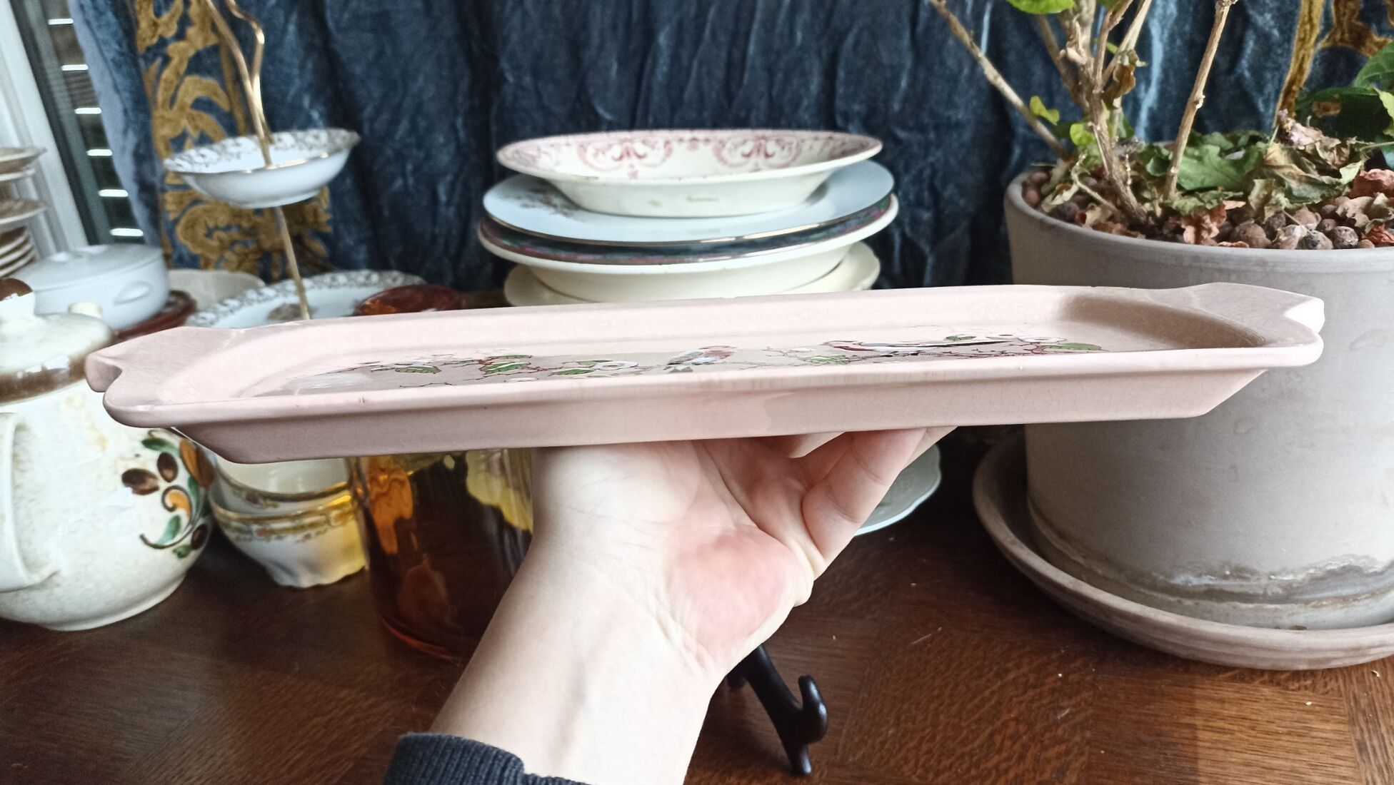 Art Deco cake dish by Longwy in pink earthenware and cloisonné enamels