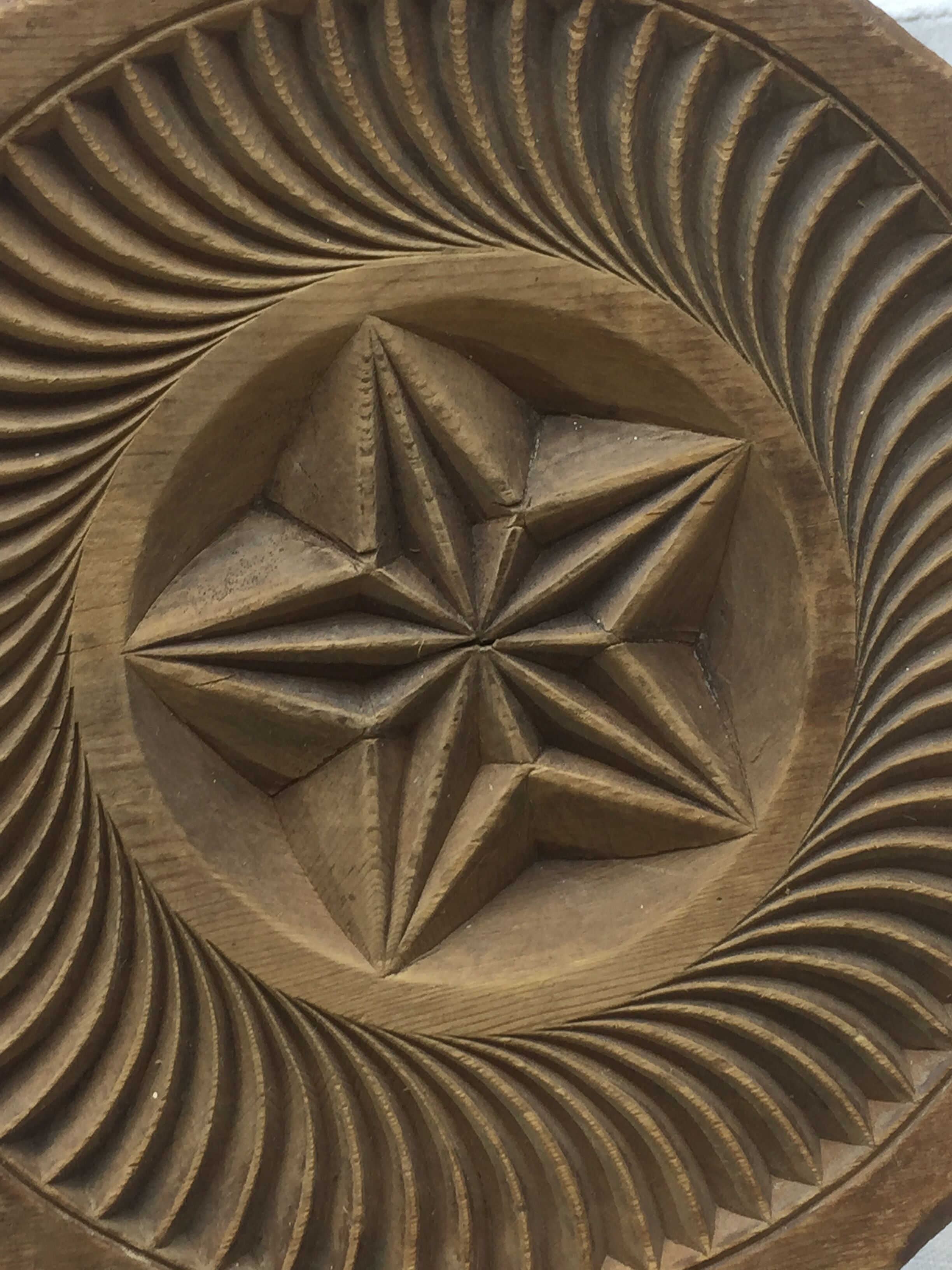 Wooden stool wood art popular tripod feet ancient compass