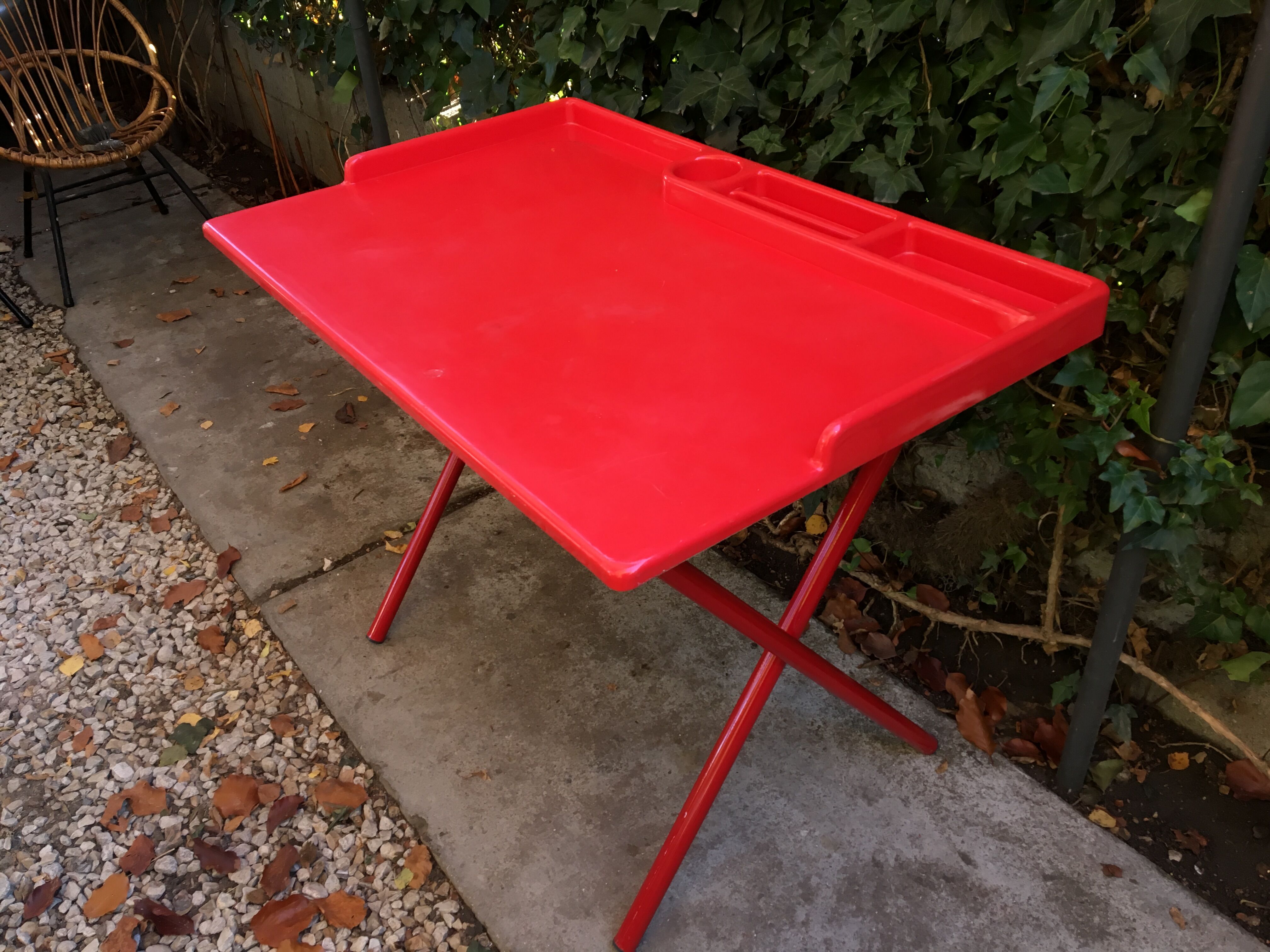 Red lacquered desk 70s