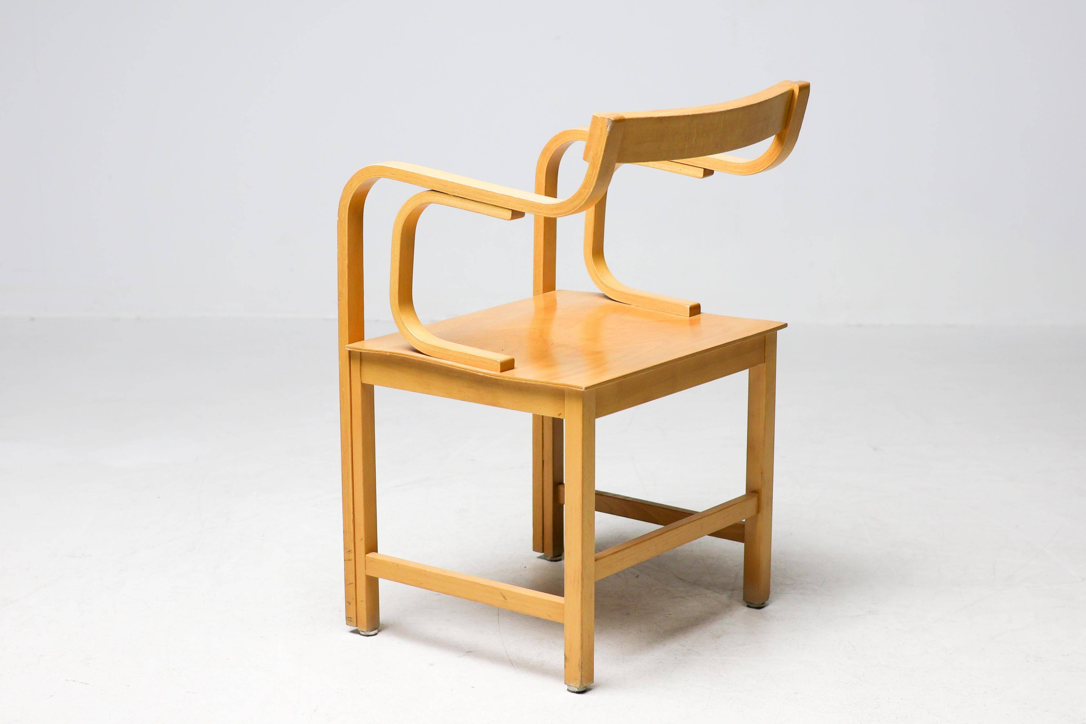 Enraf Nonius chair in solid beech - Dutch Functionalist Design