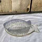 Glass fish dish