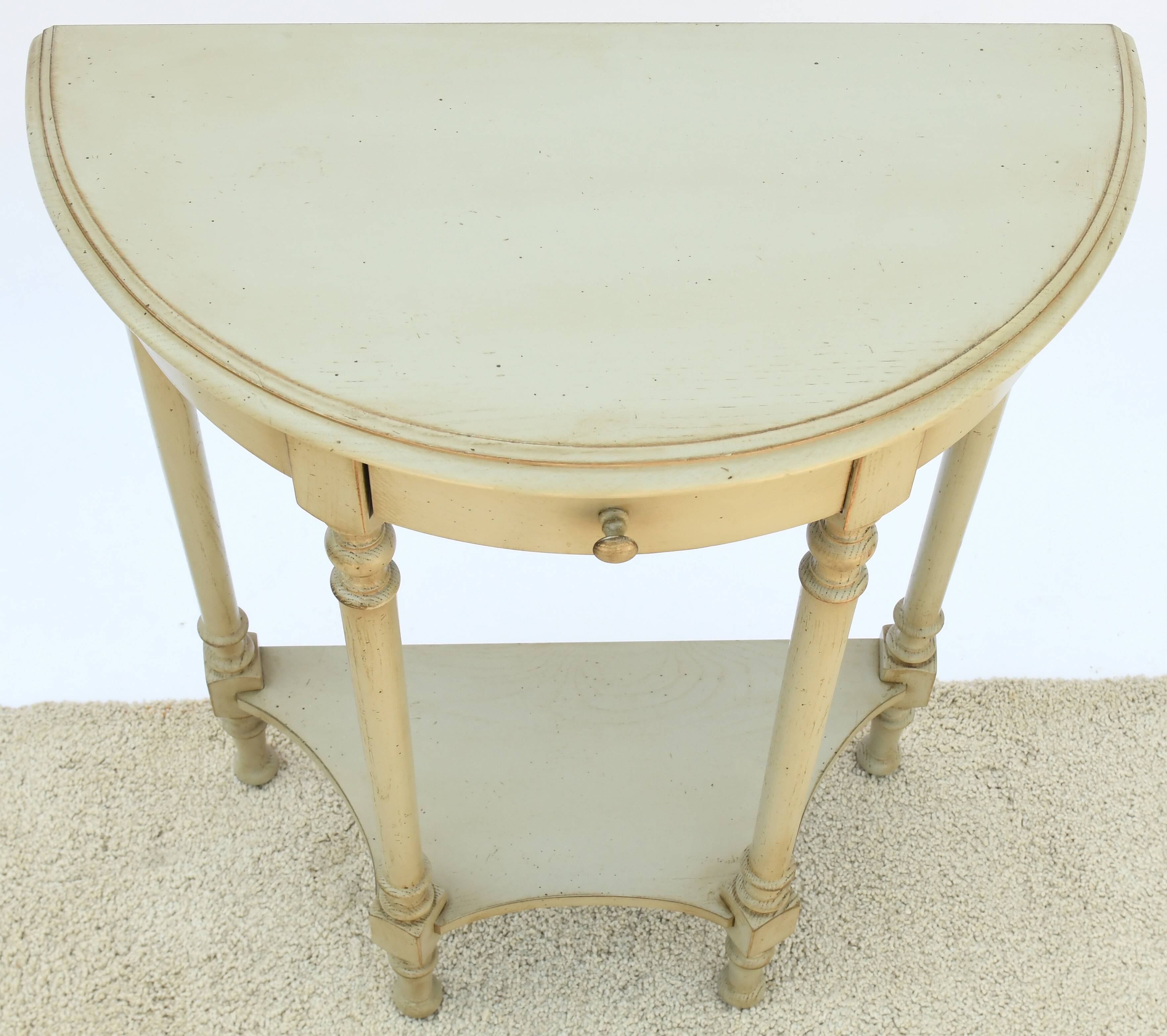 Lacquered wooden console