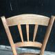 Chaise en bois ancienne