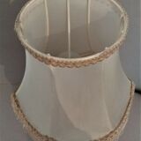 Small porcelain bedside lamp décor violets perfect working condition