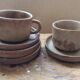 Tasses en grès vintage