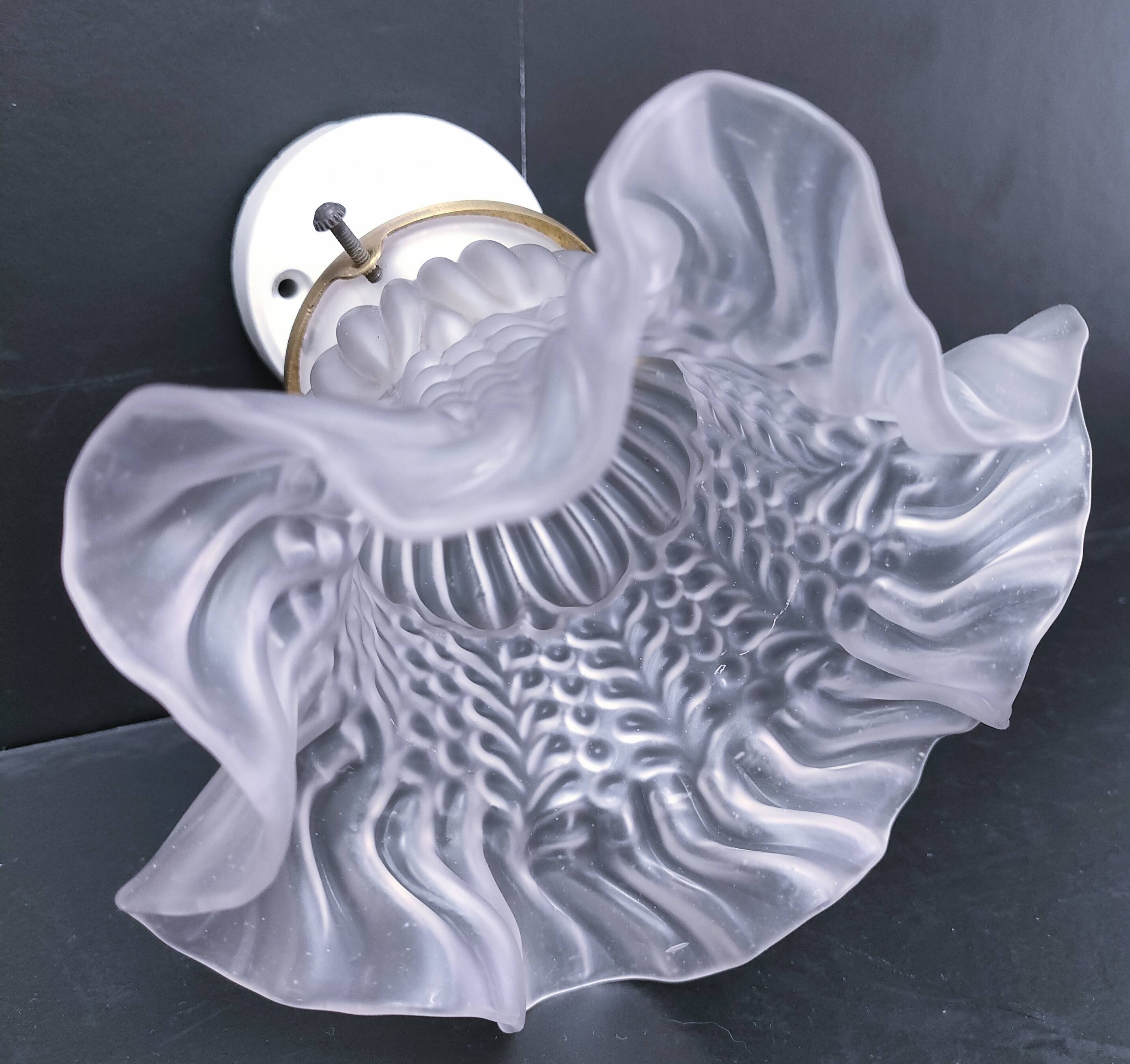 Porcelain and flower glass wall lamp early 20th century