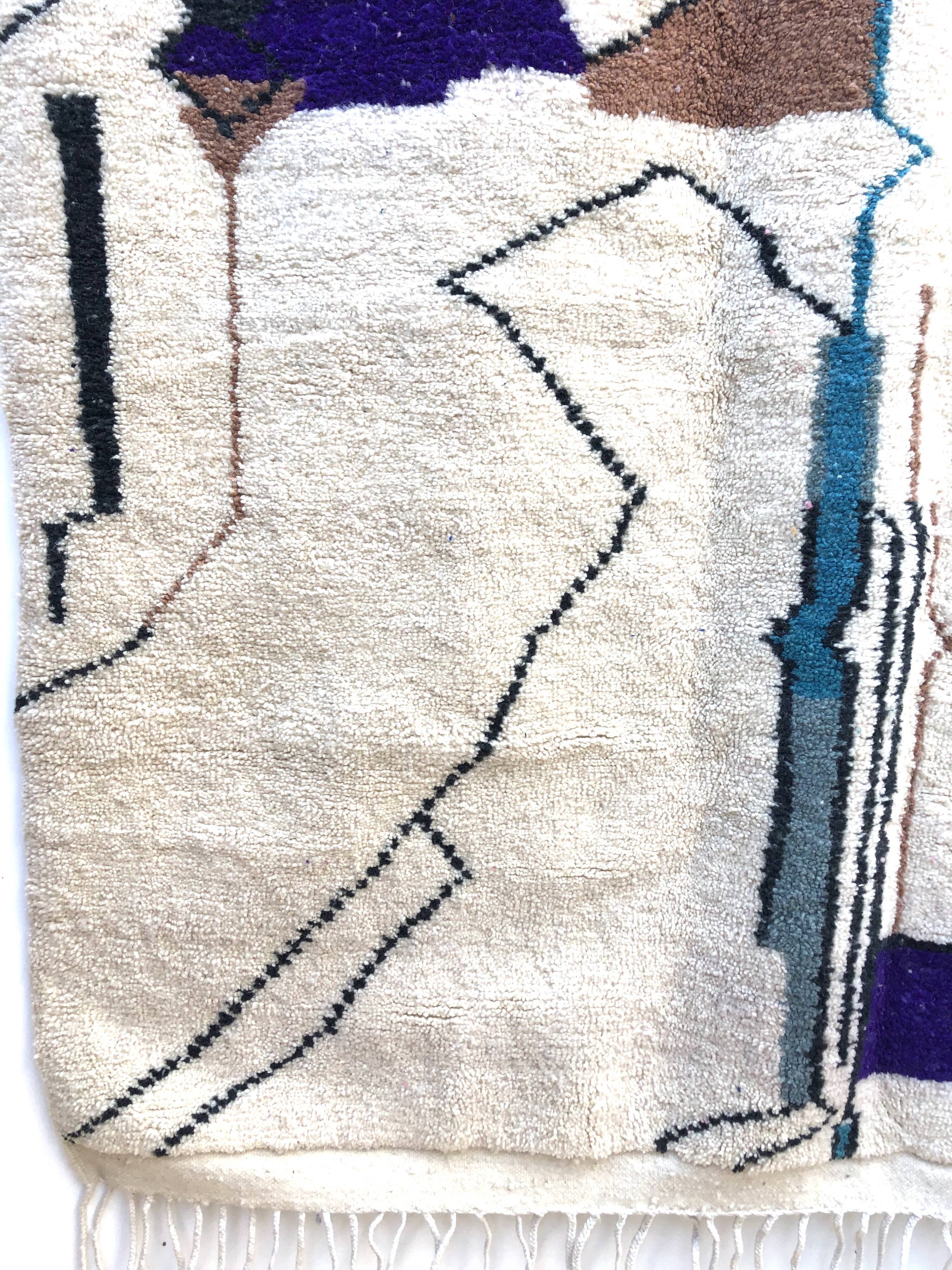 Moroccan Berber carpet Beni Ouarain with colorful patterns 2.32x1,66m