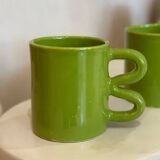 Mug tasse céramique anse vague graphique design coloré vert pomme acidulé