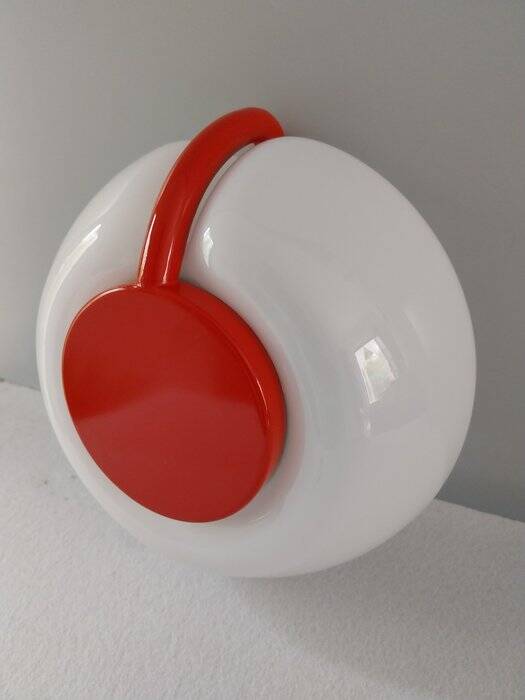 Italian applique design Martinelli Luce model 1197 from the 1970s.