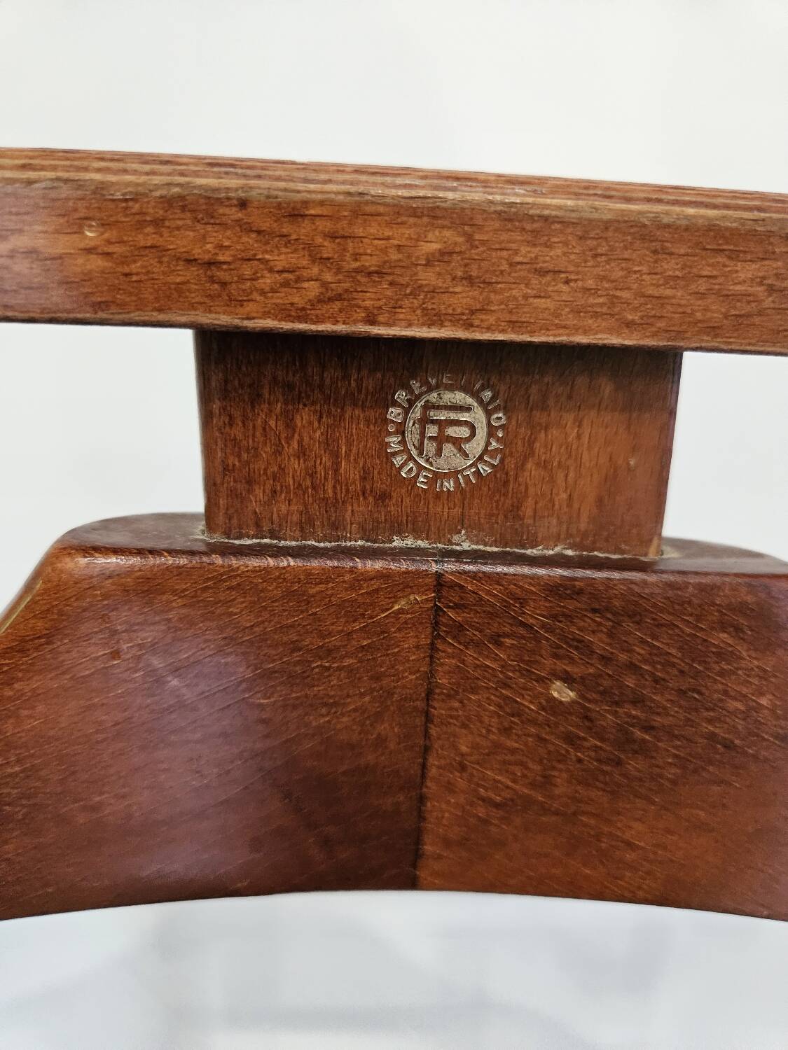 Fratelli Reguitti valet