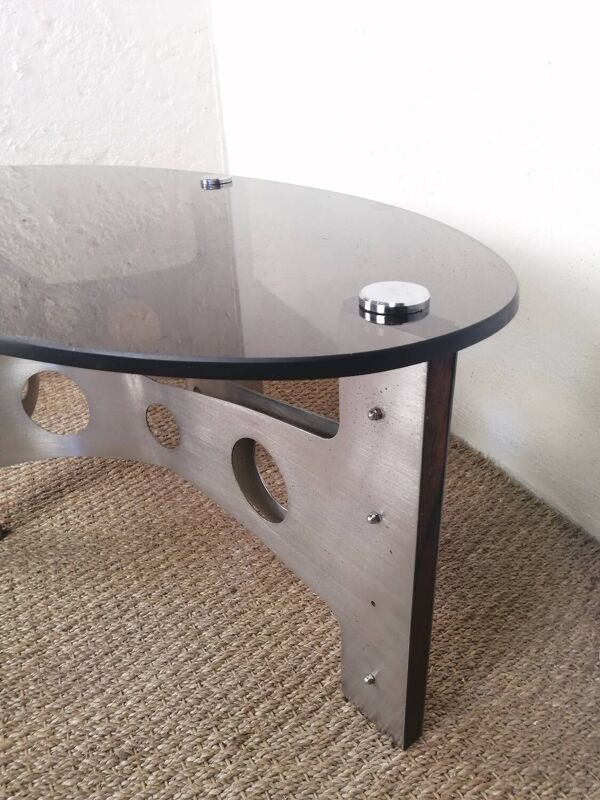 Table basse design vintage en alu brossé et plateau de verre.