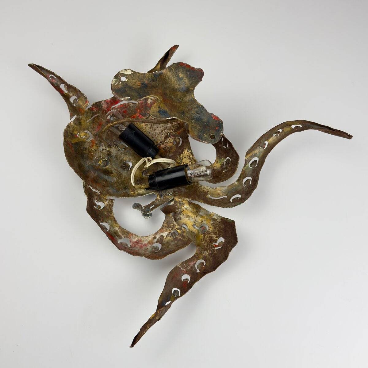 Brutalist metal octopus wall lamp by Salvino Marsura, Italy, 1980s.