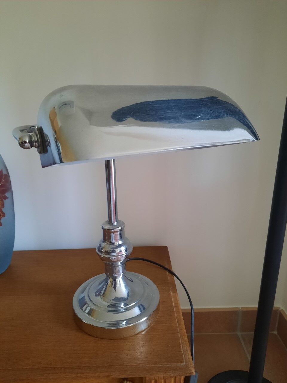 Desk lamp