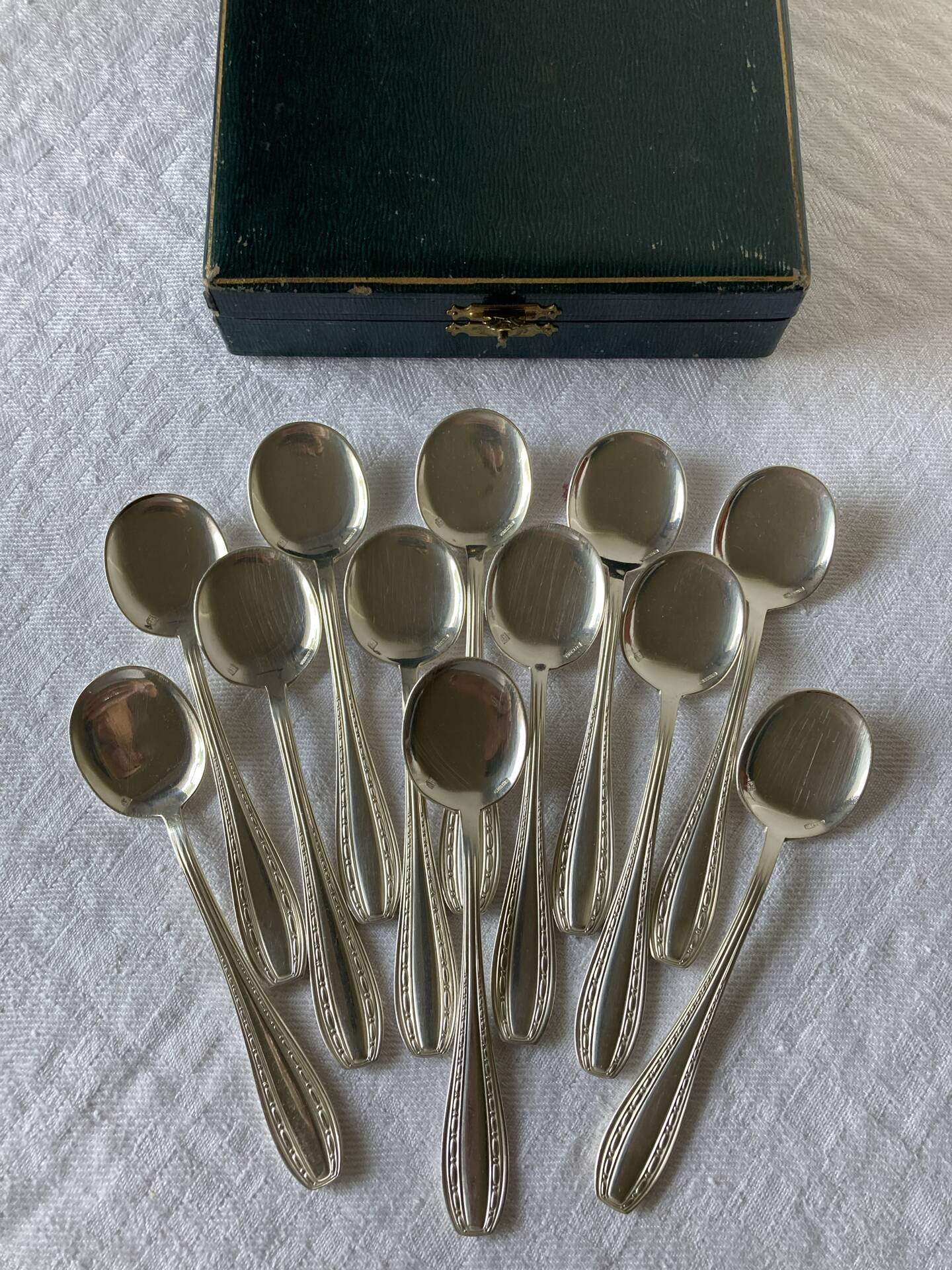 12 silver-plated metal ice cream spoons Ercuis, Toledo model