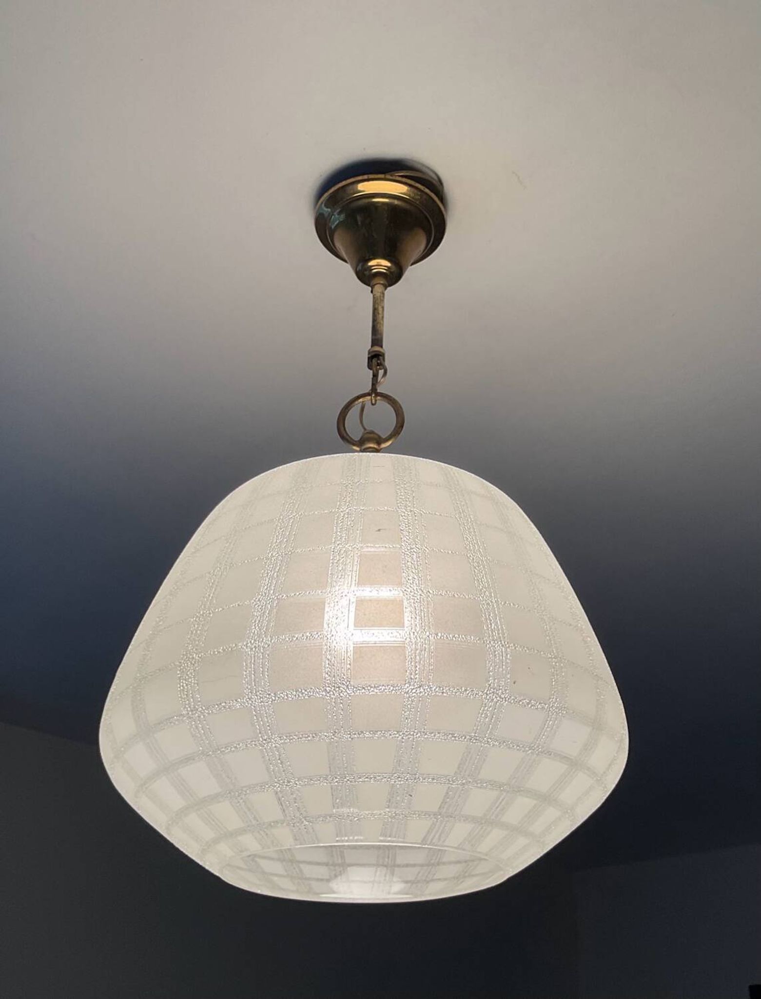 Scandinavian frosted glass pendant light