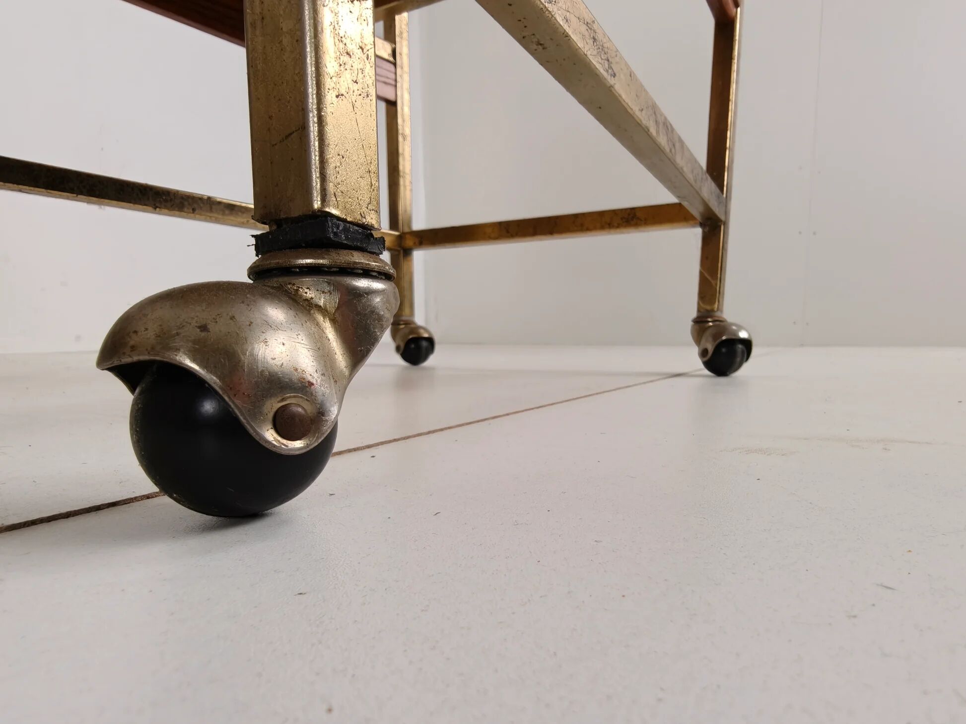 Unique set of mid-century style dining and lounge chairs – gilded, made between 1940-1948 by Flanders Industries Inc, Fort Smith, Arkansas