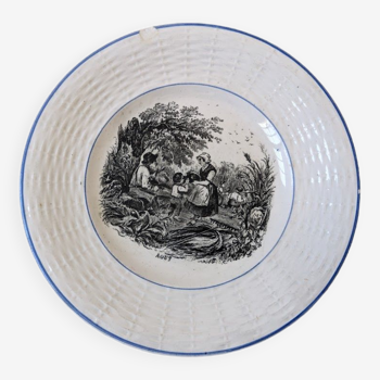 Digoin & Sarreguemines porcelain plate speaking "AUGUST"
