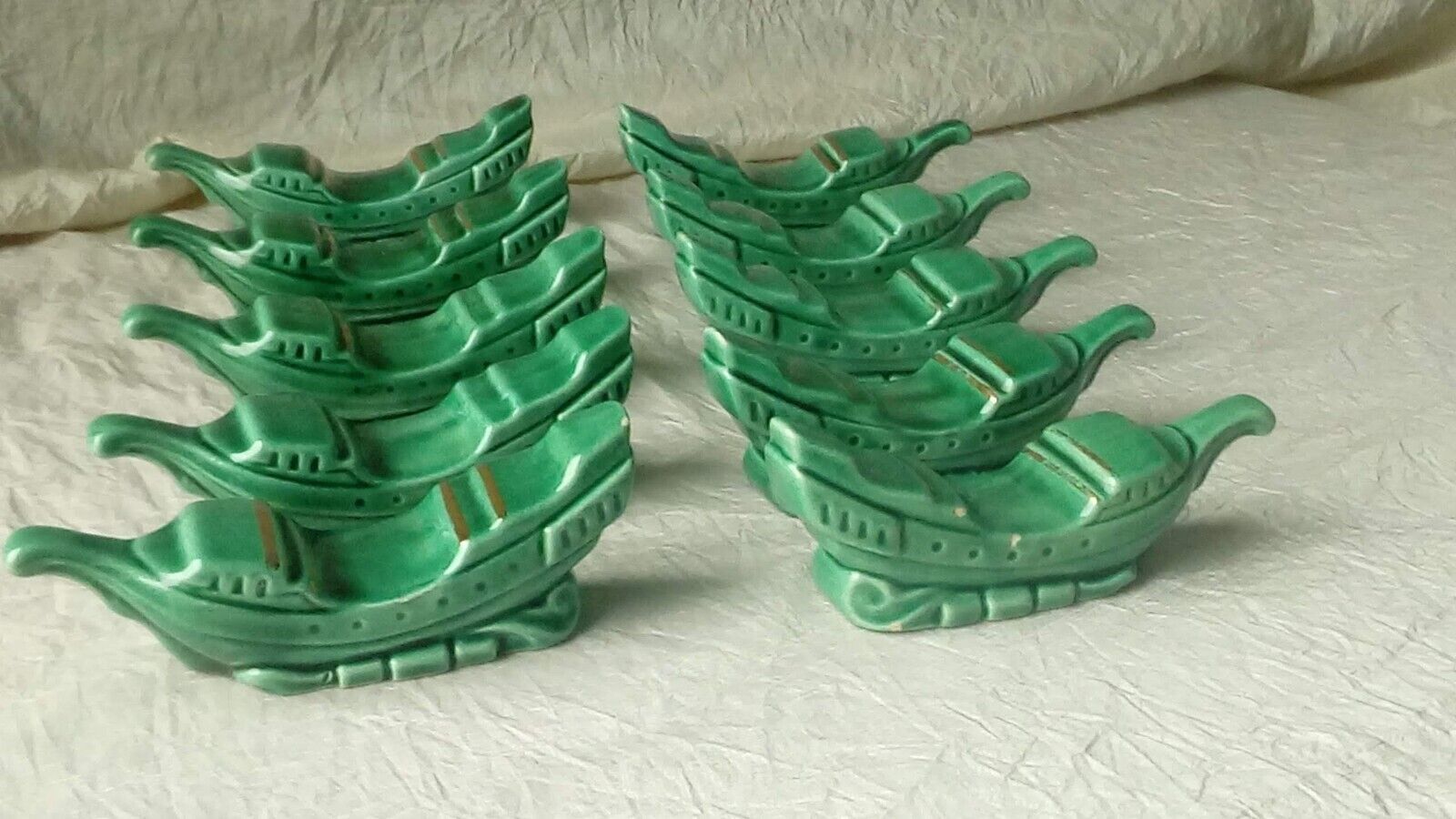 Lot de 10 porte-couteaux vintage art déco en céramique blanche et dorée