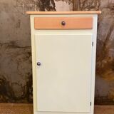 Buffet 50s raw wood and almond