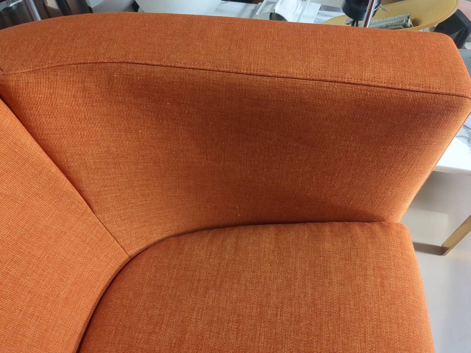 Tulip swivel armchair by B&B Italia