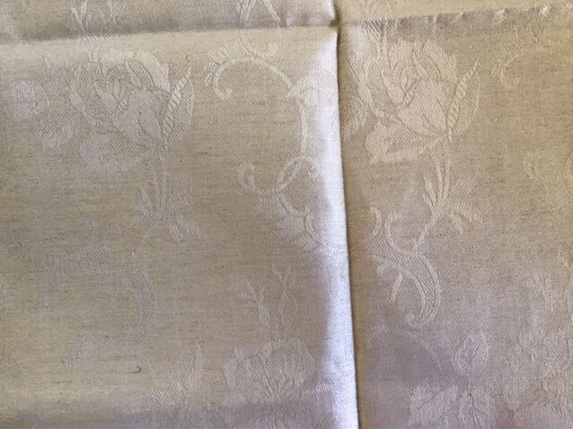 Set of 6 towels in ivory cotton damask
