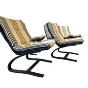 Fauteuil et repose-pied Ingmar Relling pour Westnofa