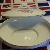 Décor floral and edging gold porcelain vases