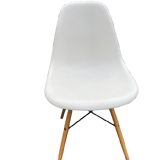 6 white DSW chairs by Vitra