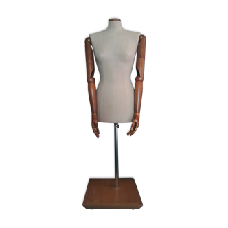 Couture mannequin with finely sculpted articulated arms