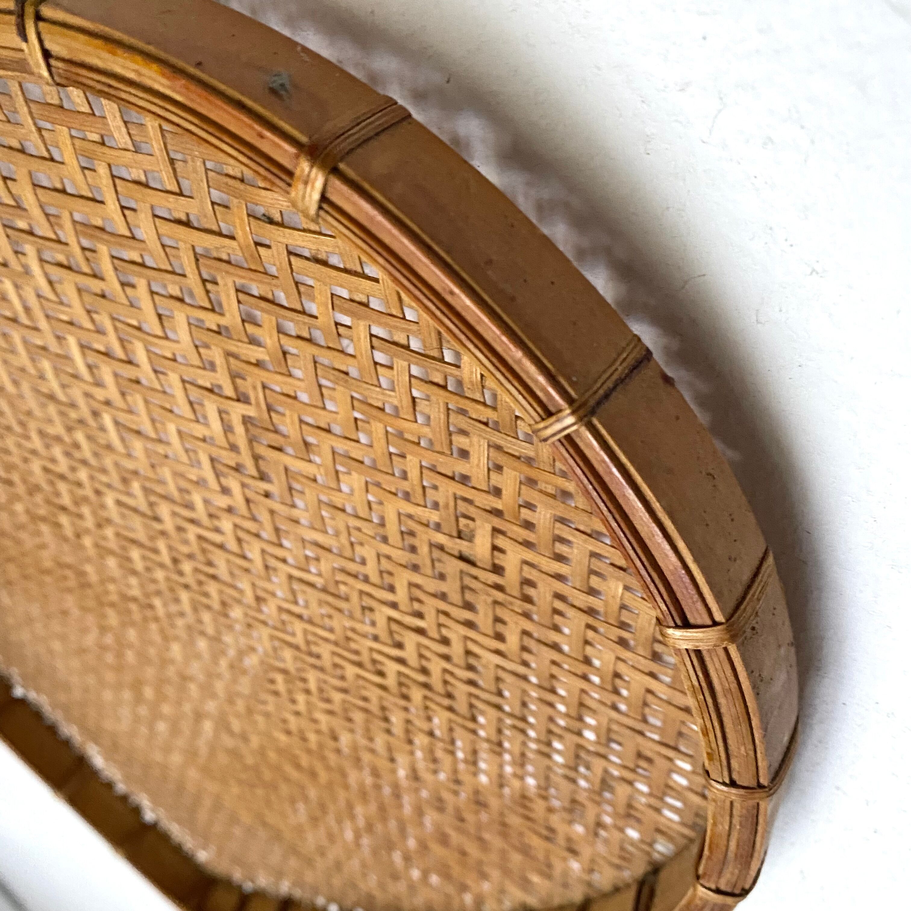 Pair of decorative trays in braided bamboo