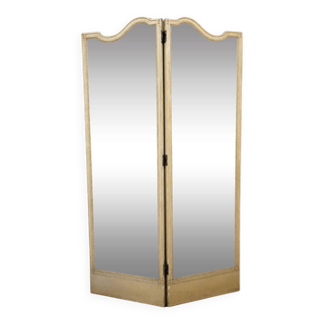 Two-panel screen in cream lacquered wood with bevelled mirrors.