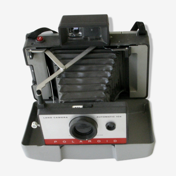 Old Polaroid bellows camera 104
