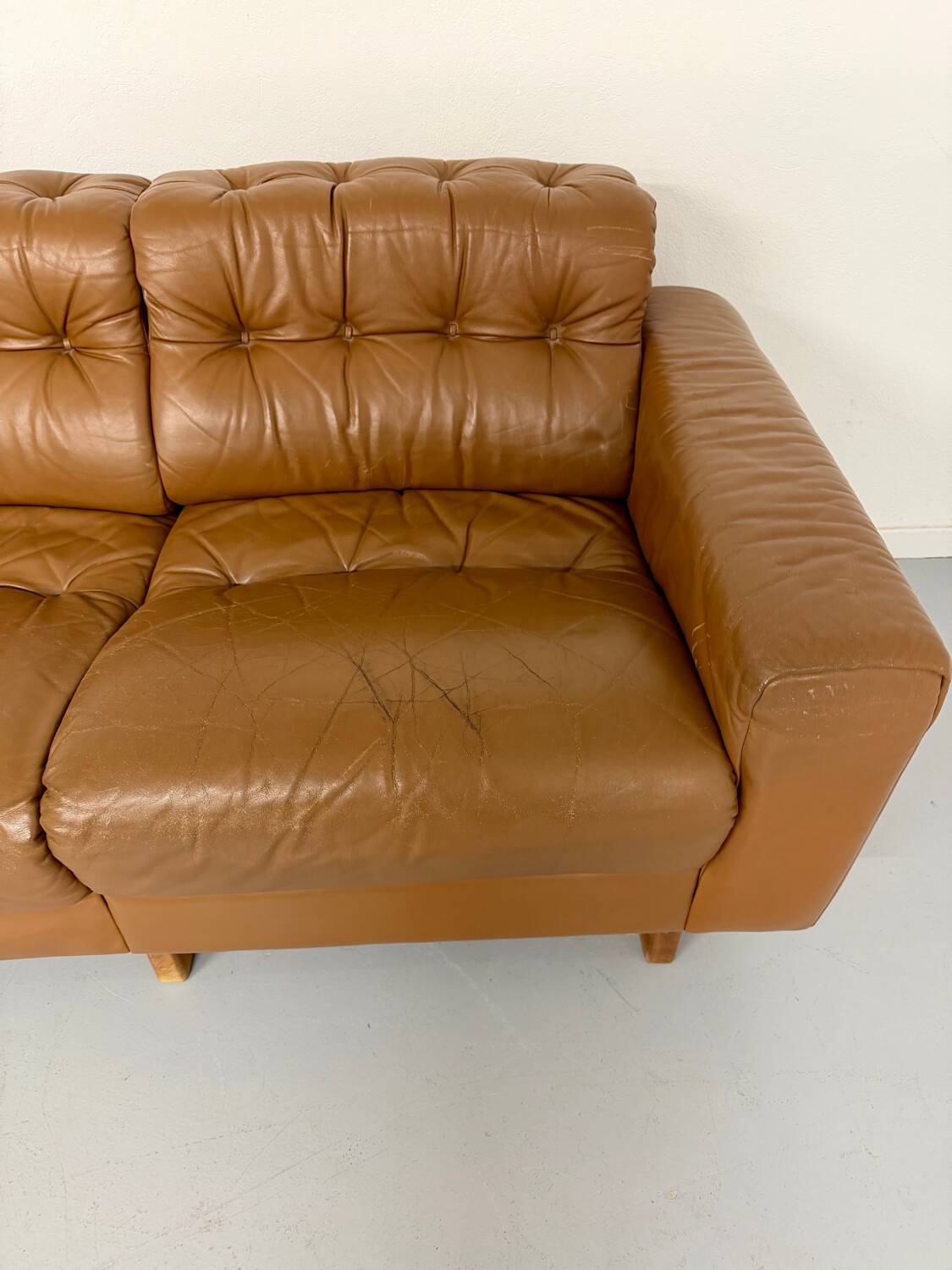Vintage 1970s De Sede DS-40 camel leather 3-seater sofa