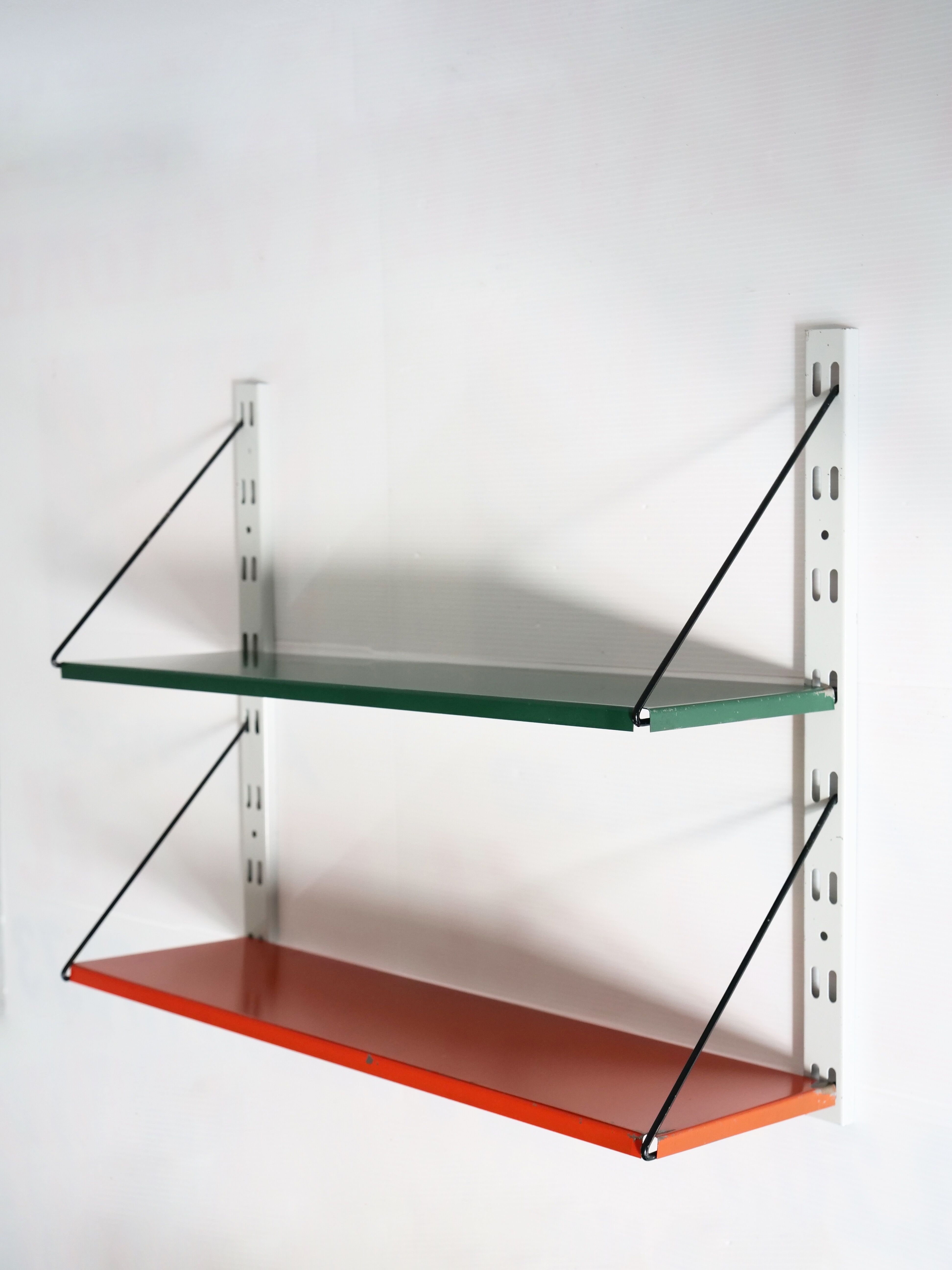 Pilastro shelf by Tjerk Reijenga