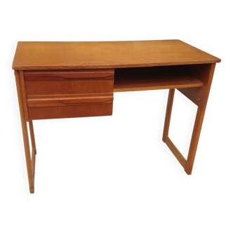 Vintage desk from the 60s with sled legs