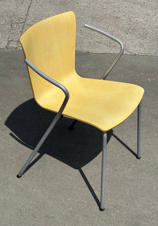 vintage fritz hansen vico magistretti duo fauteuils empilables en bois courbé ensemble de quatre