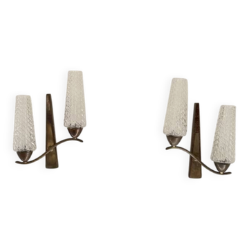 Pair of vintage wall lights in brass and pressed-moulded glass, France, 1950.