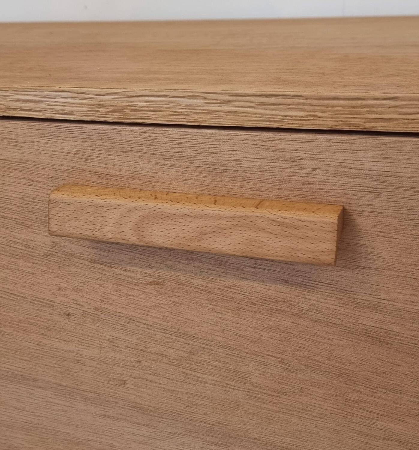Runar wall unit