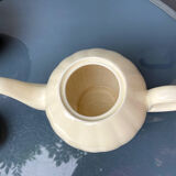 Spherical and vintage tea set
