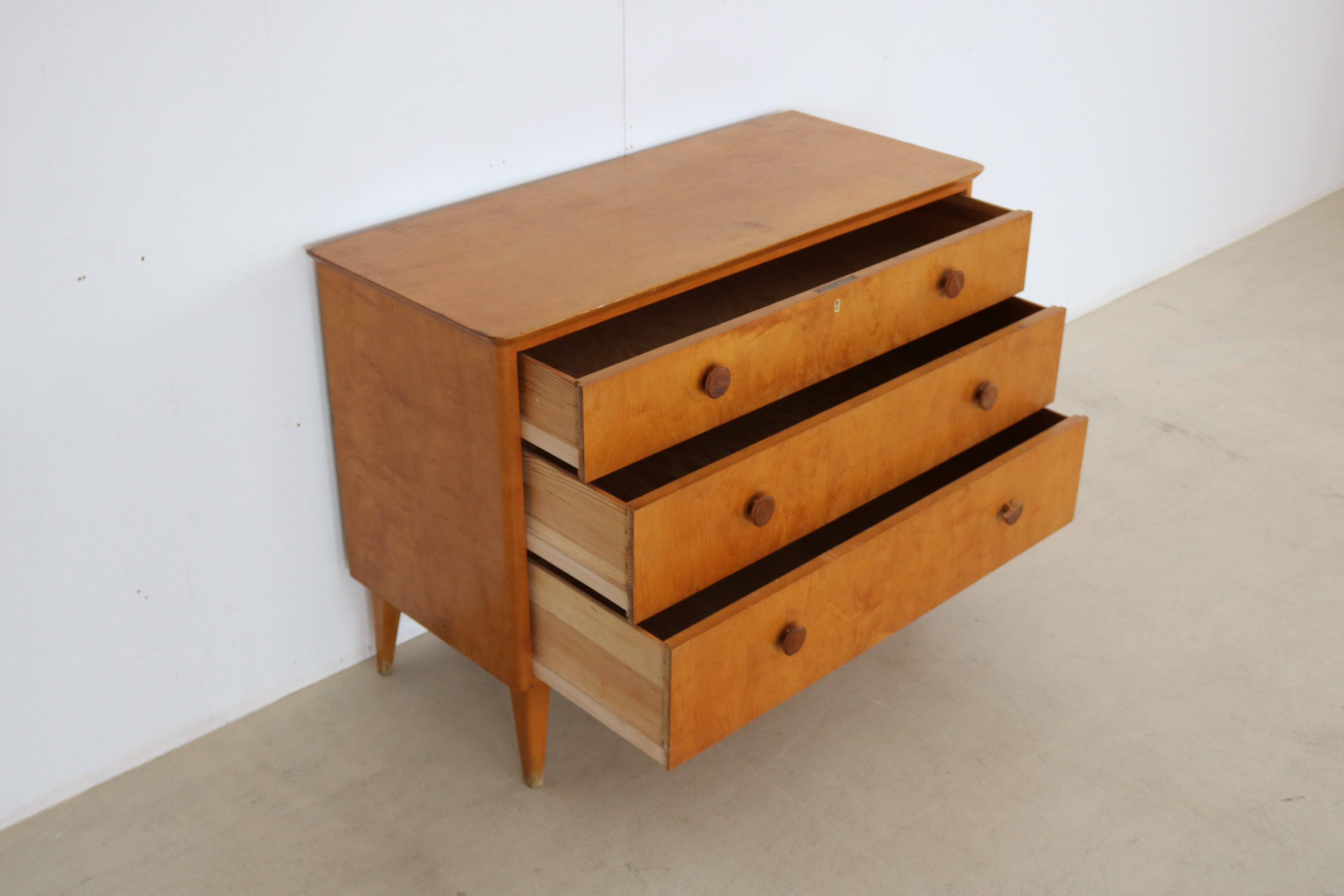Vintage chest of drawers