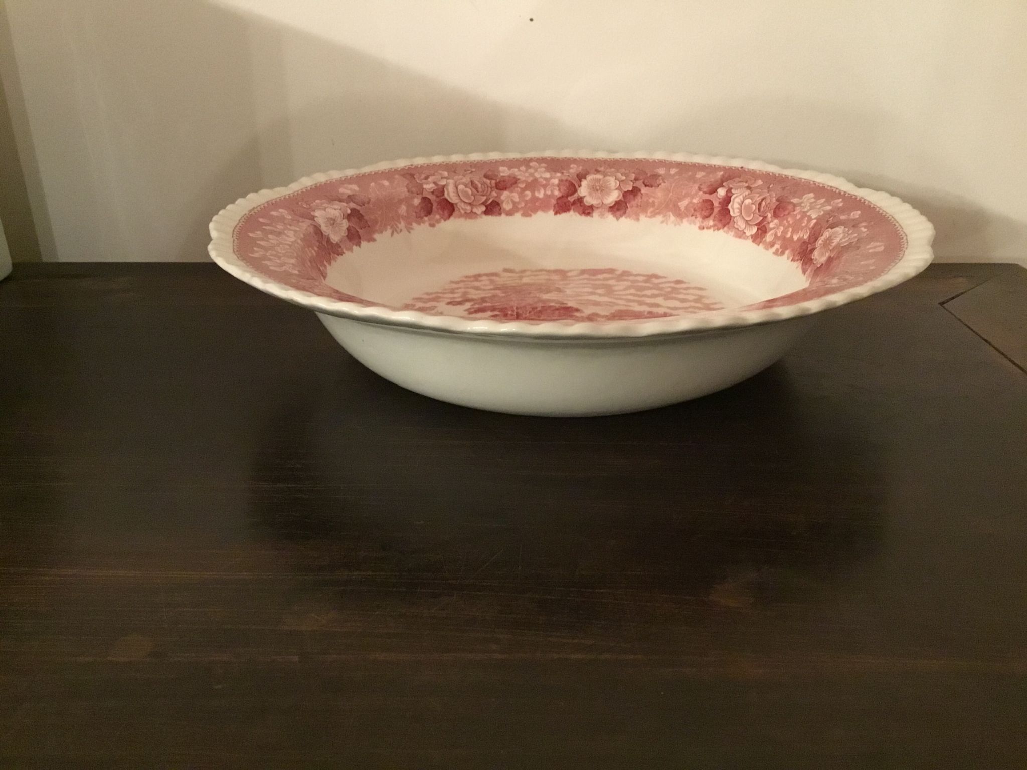 Plat creux en porcelaine anglaise