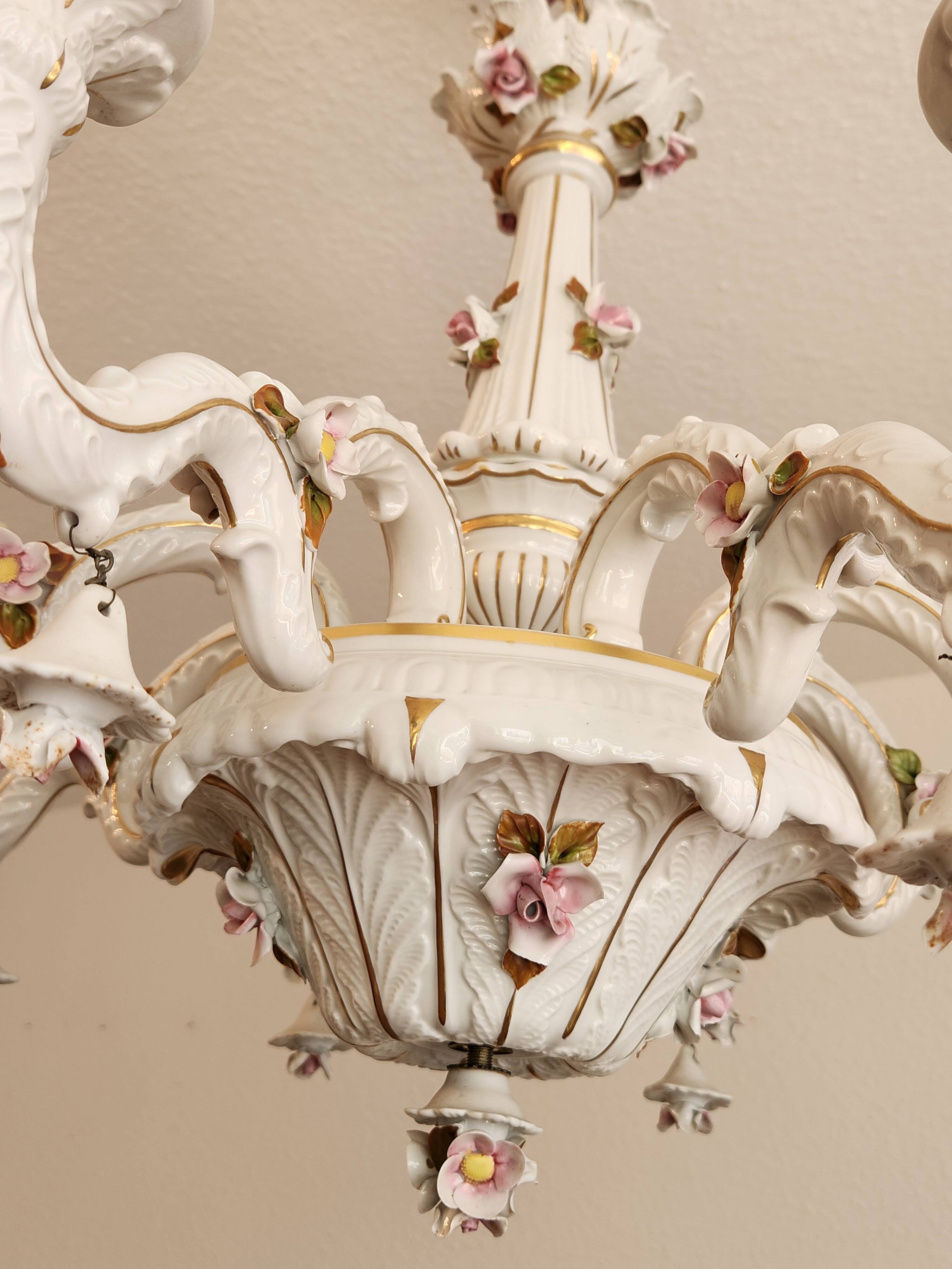 Large hand-painted gilded chandelier mangani ceramiche porcelain