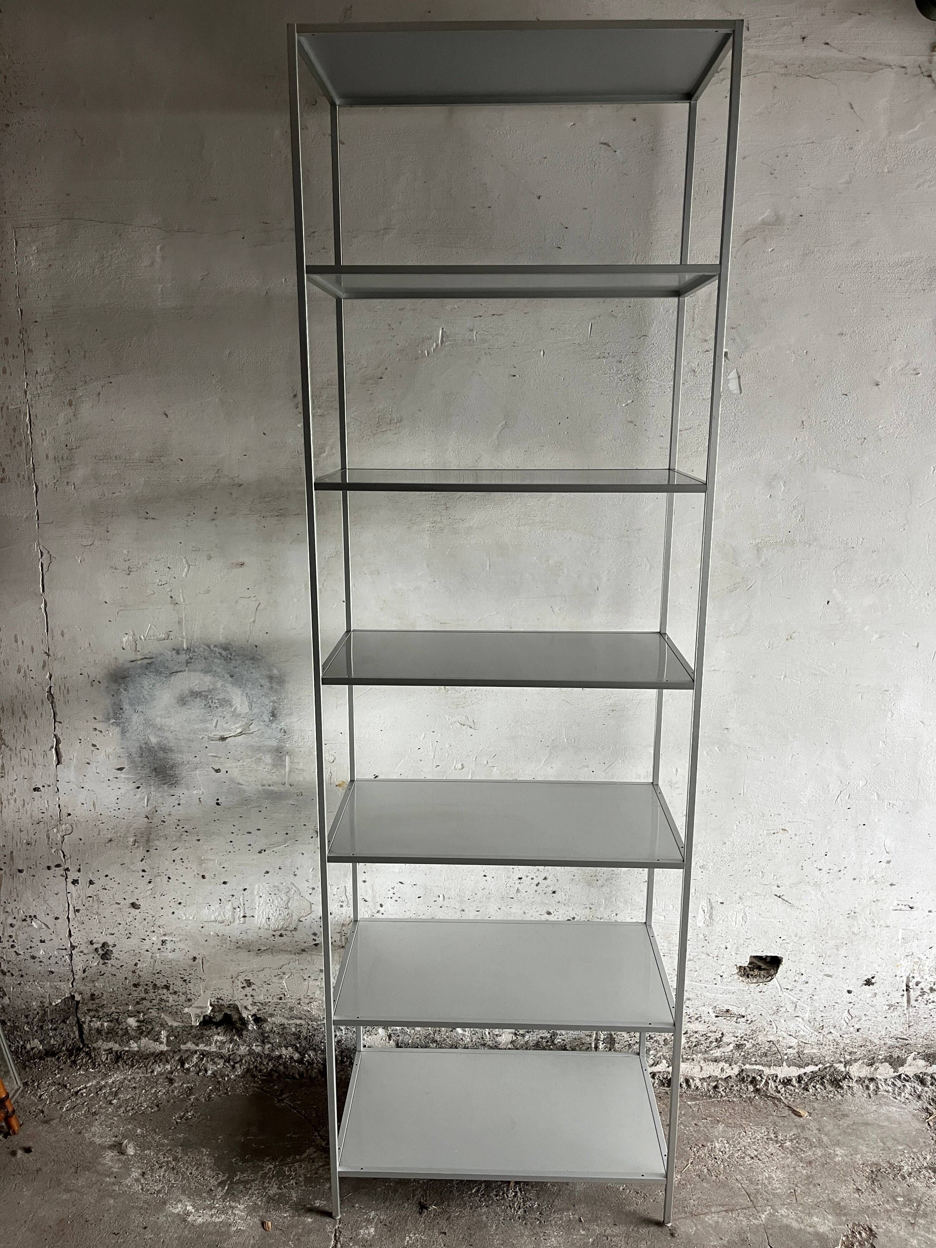 Minima shelf by MDF Italia