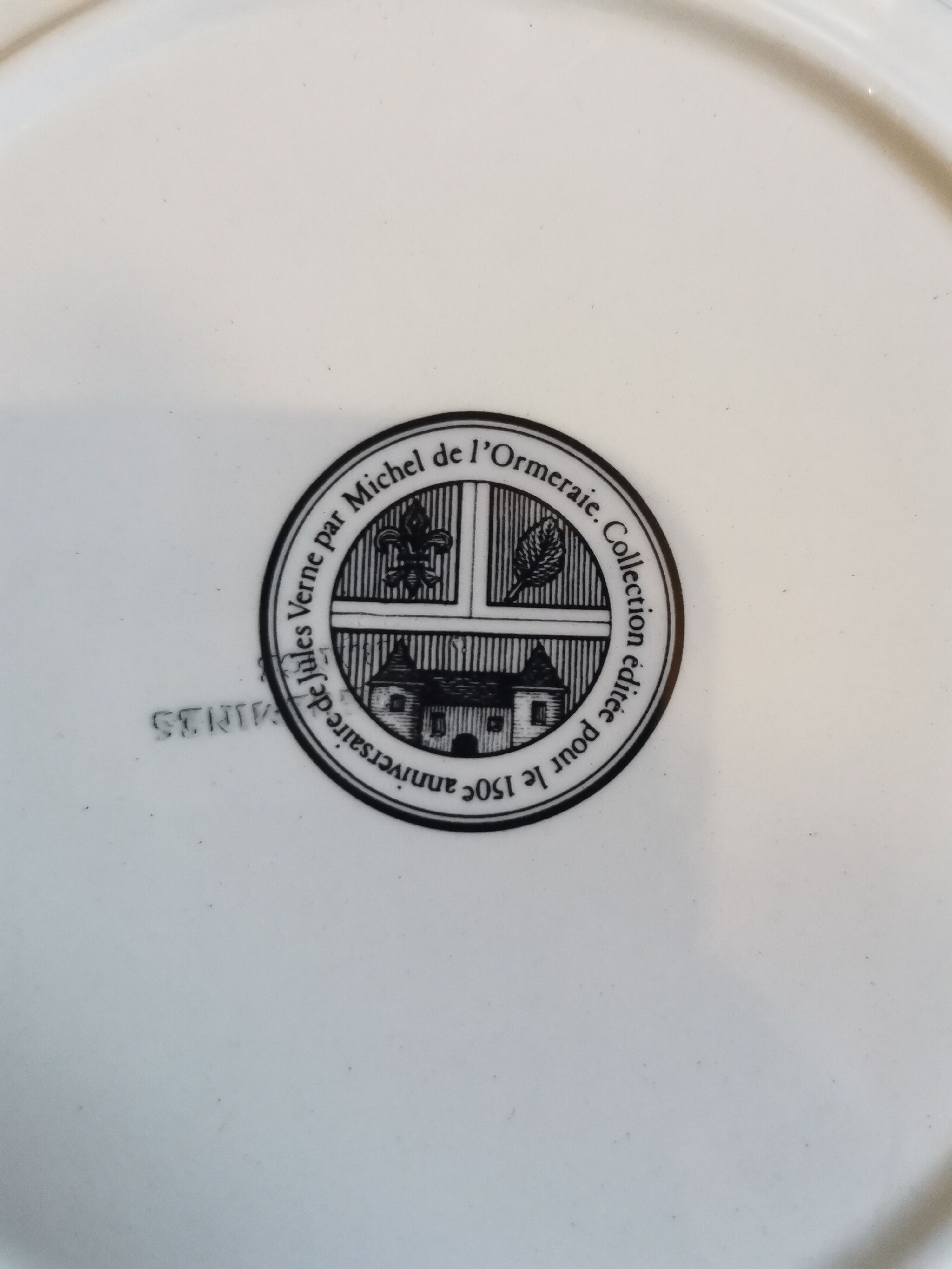 Plate Jules Verne, Michel l'Ormeraie. Wintering in ice